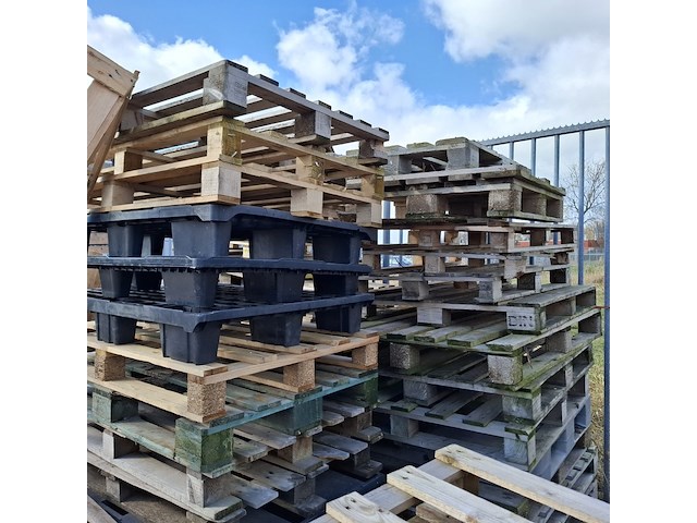 Partij diverse pallets/ brandhout - afbeelding 8 van  10
