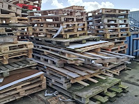 Partij diverse pallets/ brandhout - afbeelding 4 van  5