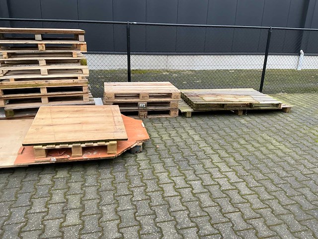 Partij diverse pallets - afbeelding 4 van  4