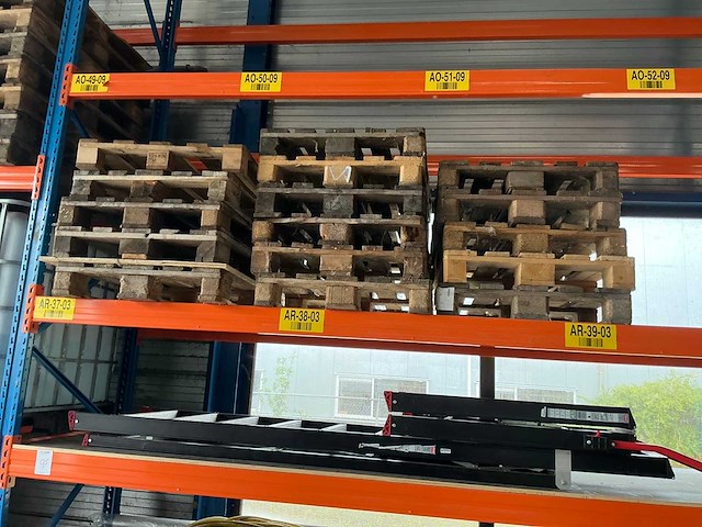 Partij diverse pallets - afbeelding 4 van  4