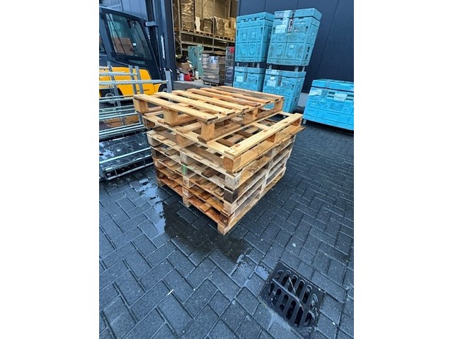 Partij diverse pallets - afbeelding 2 van  3
