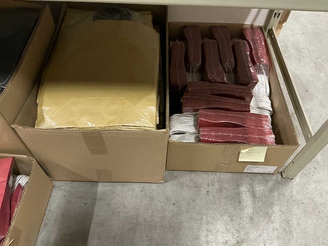 Partij diverse papieren/hemdraagtassen - afbeelding 16 van  17