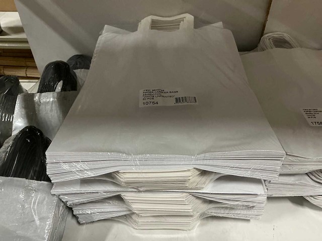 Partij diverse papieren/hemdraagtassen - afbeelding 7 van  17