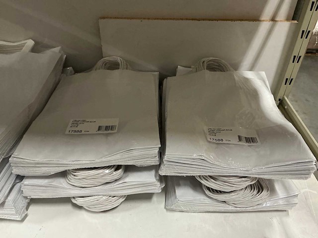 Partij diverse papieren/hemdraagtassen - afbeelding 8 van  17