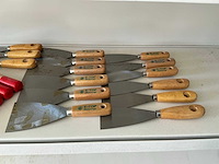 Partij diverse patentkwasten/verfschrapers/spatels/etc (102x) - afbeelding 4 van  6