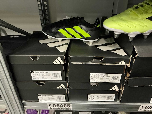 Partij diverse payntr & adidas schoenen (89x) - afbeelding 8 van  26