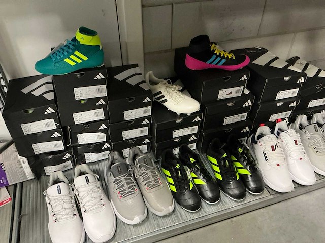 Partij diverse payntr & adidas schoenen (89x) - afbeelding 17 van  26
