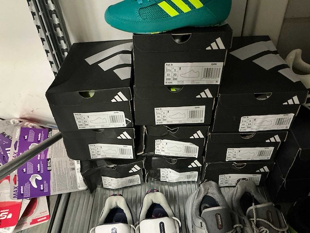 Partij diverse payntr & adidas schoenen (89x) - afbeelding 18 van  26