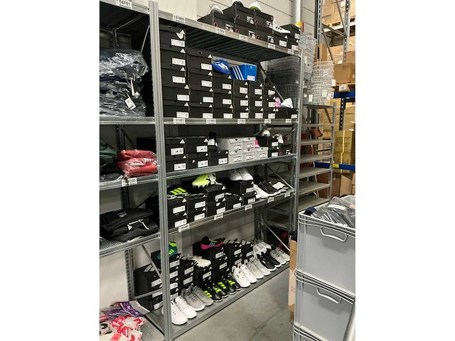 Partij diverse payntr & adidas schoenen (89x) - afbeelding 12 van  26