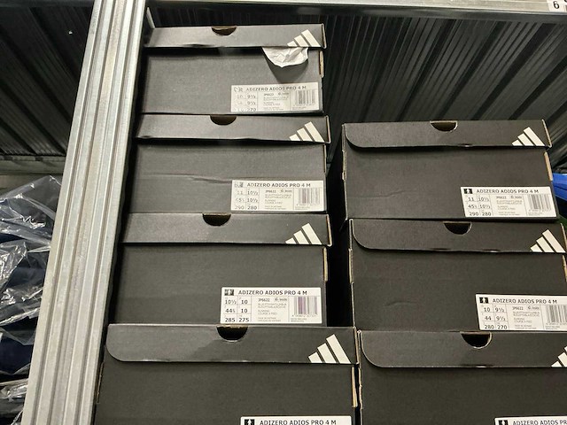 Partij diverse payntr & adidas schoenen (89x) - afbeelding 25 van  26