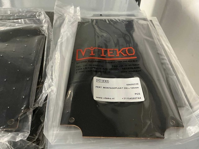 Partij diverse pert. montageplaten - afbeelding 15 van  17