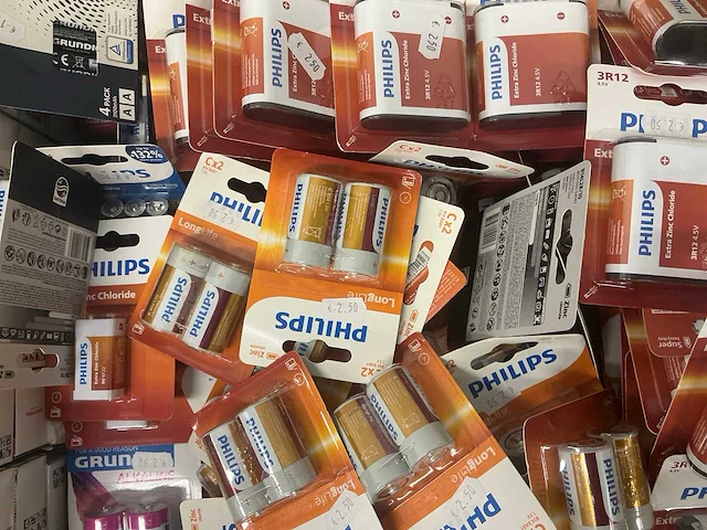 Partij diverse philips/grundig batterijen (124 verpakkingen) - afbeelding 3 van  4