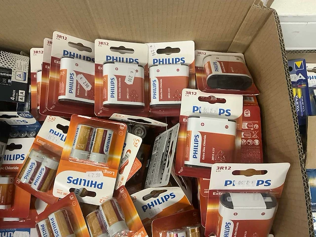 Partij diverse philips/grundig batterijen (124 verpakkingen) - afbeelding 4 van  4