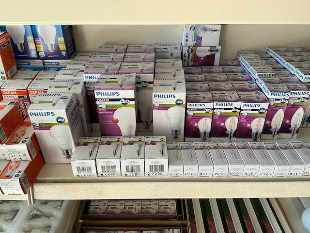 Partij diverse philips/osram/overige verlichting (3580x) - afbeelding 19 van  55