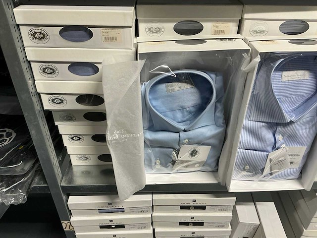 Partij diverse pierre balmain/nazareno cabrielli/uominitaliani/etc overhemden (98x) - afbeelding 14 van  15