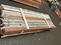Partij diverse plinten en afwerkprofielen - afbeelding 4 van  5