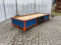 Partij diverse plinten en latten - afbeelding 1 van  6