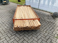 Partij diverse plinten en latten - afbeelding 4 van  8