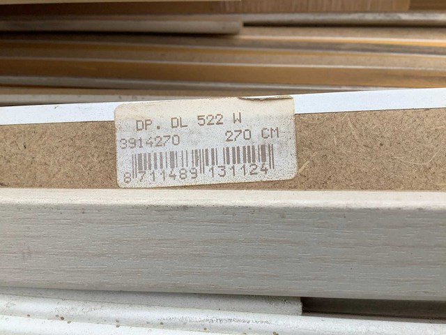 Partij diverse plinten en latten - afbeelding 11 van  11