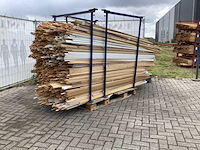 Partij diverse plinten en latten - afbeelding 1 van  9