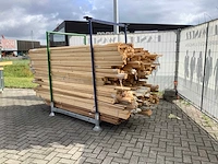 Partij diverse plinten en latten - afbeelding 3 van  9