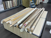 Partij diverse plinten - afbeelding 1 van  2