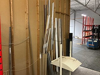 Partij diverse plinten - afbeelding 4 van  5