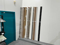 Partij diverse plinten - afbeelding 1 van  4