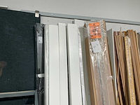 Partij diverse plinten - afbeelding 3 van  4