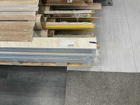 Partij diverse plinten - afbeelding 2 van  4