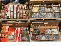 Partij diverse pluggen/bevestigingsmateriaal