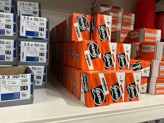 Partij diverse plugs (128 verpakkingen) - afbeelding 7 van  7