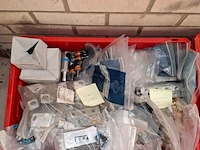 Partij diverse pneumatische koppelingen en toebehoren o.a. giss, smc, festo - afbeelding 9 van  21