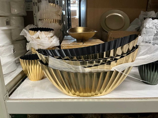 Partij diverse potten/bowls/plates (130x) - afbeelding 4 van  9