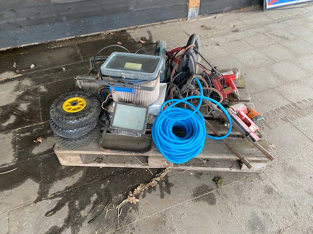 Partij diverse producten - afbeelding 1 van  3