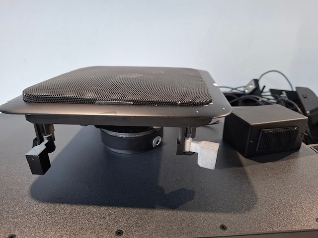 Partij diverse professionele av apparatuur, extron, blackmagic, rdl, apart, logitech - afbeelding 7 van  12