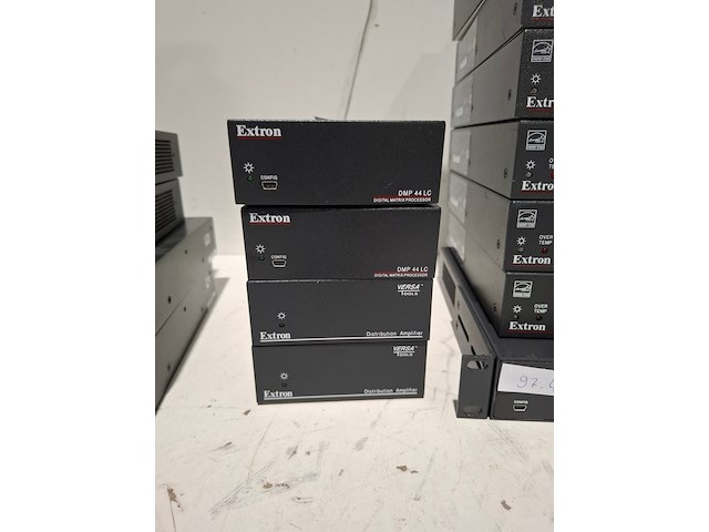 Partij diverse professionele av apparatuur, extron, blackmagic - afbeelding 4 van  10