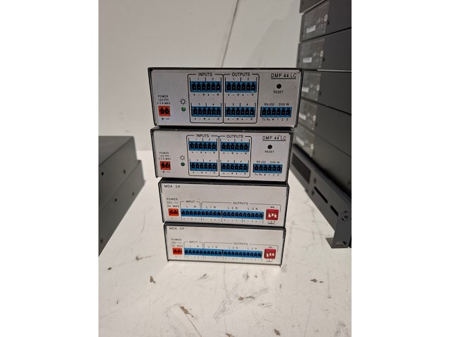 Partij diverse professionele av apparatuur, extron, blackmagic - afbeelding 8 van  10