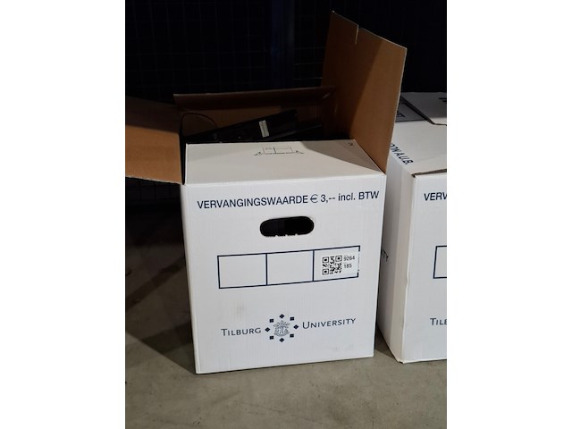 Partij diverse professionele av apparatuur, extron, cisco, edifier - afbeelding 8 van  8
