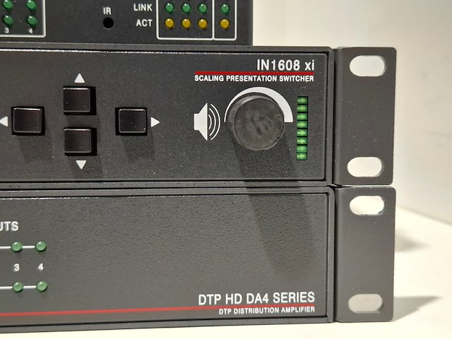 Partij diverse professionele av apparatuur, extron, cisco, logitech - afbeelding 10 van  12