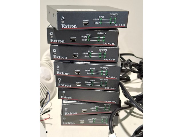 Partij diverse professionele av apparatuur, extron, jabra, logitech - afbeelding 5 van  11