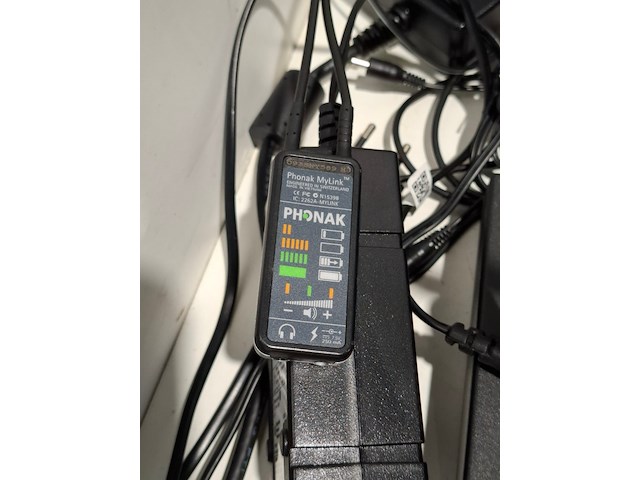 Partij diverse professionele av apparatuur, extron, lightware, apart, meavix, cisco, phonak - afbeelding 4 van  14