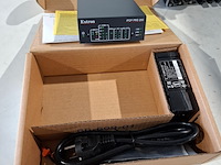 Partij diverse professionele av apparatuur, extron, logitech, behringer - afbeelding 2 van  11
