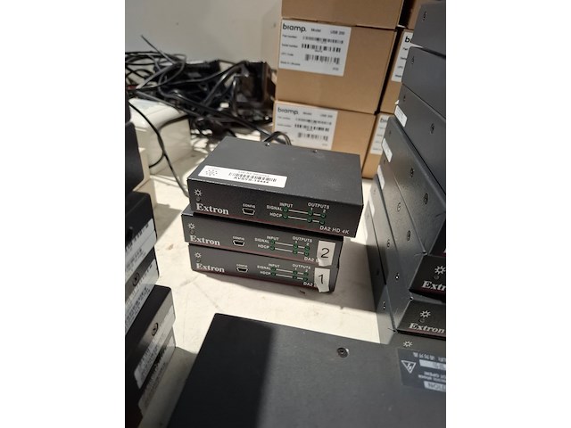 Partij diverse professionele av apparatuur, extron, logitech, neets, biamp - afbeelding 10 van  15