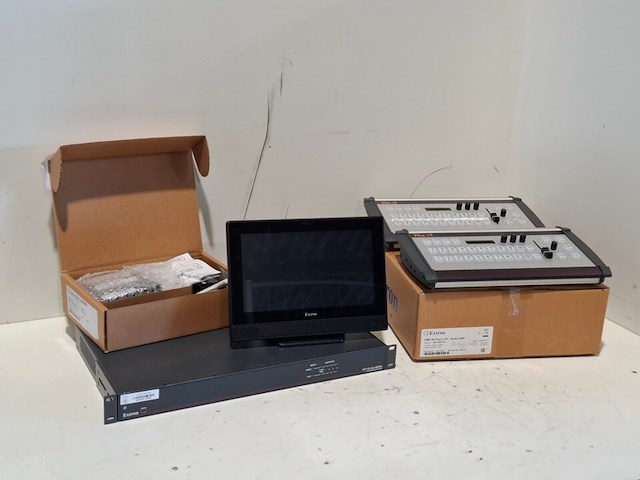 Partij diverse professionele av apparatuur, extron, mix-it - afbeelding 1 van  14