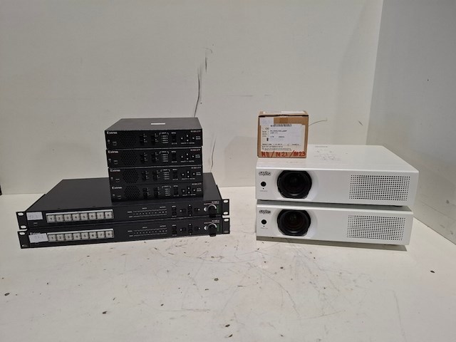 Partij diverse professionele av apparatuur, extron, sanyo - afbeelding 1 van  9