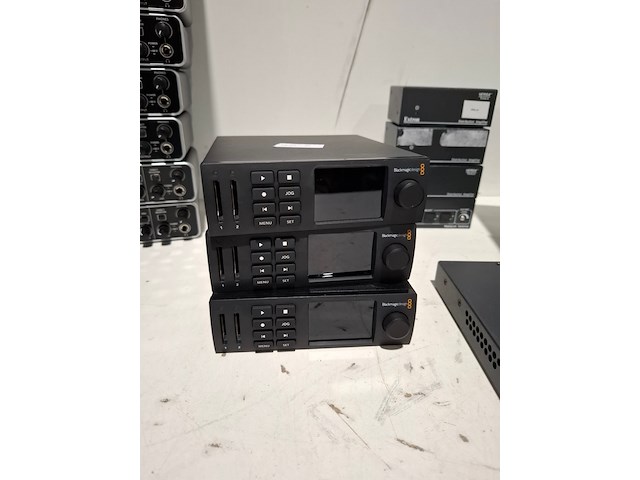 Partij diverse professionele av apparatuur, extron, shure, behringer, blackmagic, sony, neets - afbeelding 7 van  13