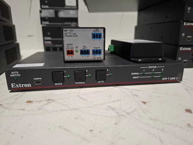 Partij diverse professionele av apparatuur, extron, shure, behringer, blackmagic, sony, neets - afbeelding 8 van  13