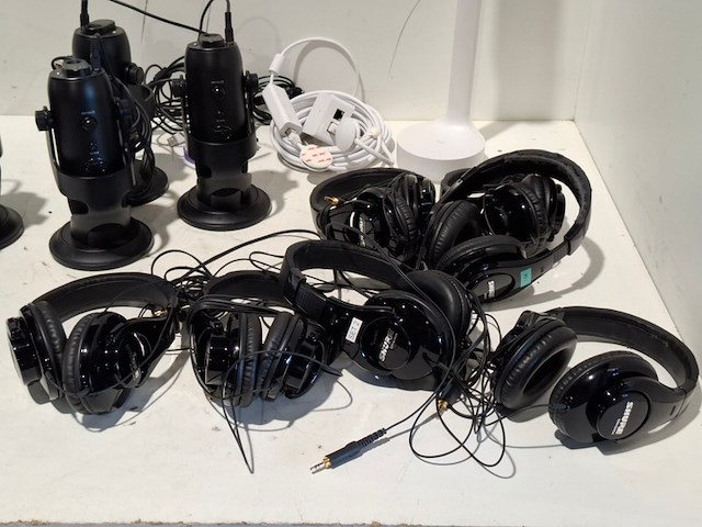 Partij diverse professionele av apparatuur, logitech, shure - afbeelding 6 van  8