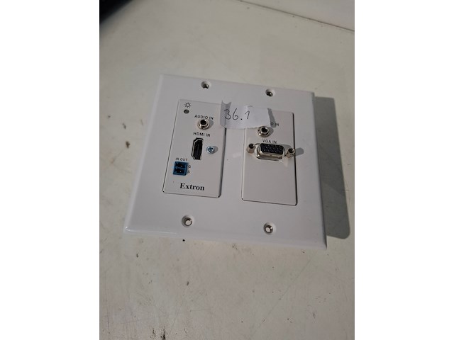 Partij diverse professionele av apparatuur, neovo, extron - afbeelding 4 van  9
